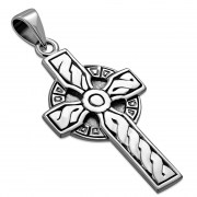 Medium Celtic Silver Cross Pendant, pn143